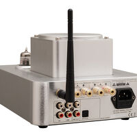 Taga Harmony HTA-700B V.3 (srebrny). Zintegrowany wzmacniacz stereo. - 2