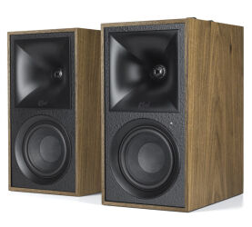 Klipsch The Fives (orzech). Aktywne kolumny podstawkowe.