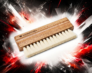 Essentials Brush 3. Szczoteczka do czyszczenie płyt winylowych.