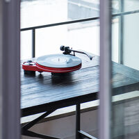 Pro-Ject RPM 3 Carbon (biały). Gramofon manualny. - 2