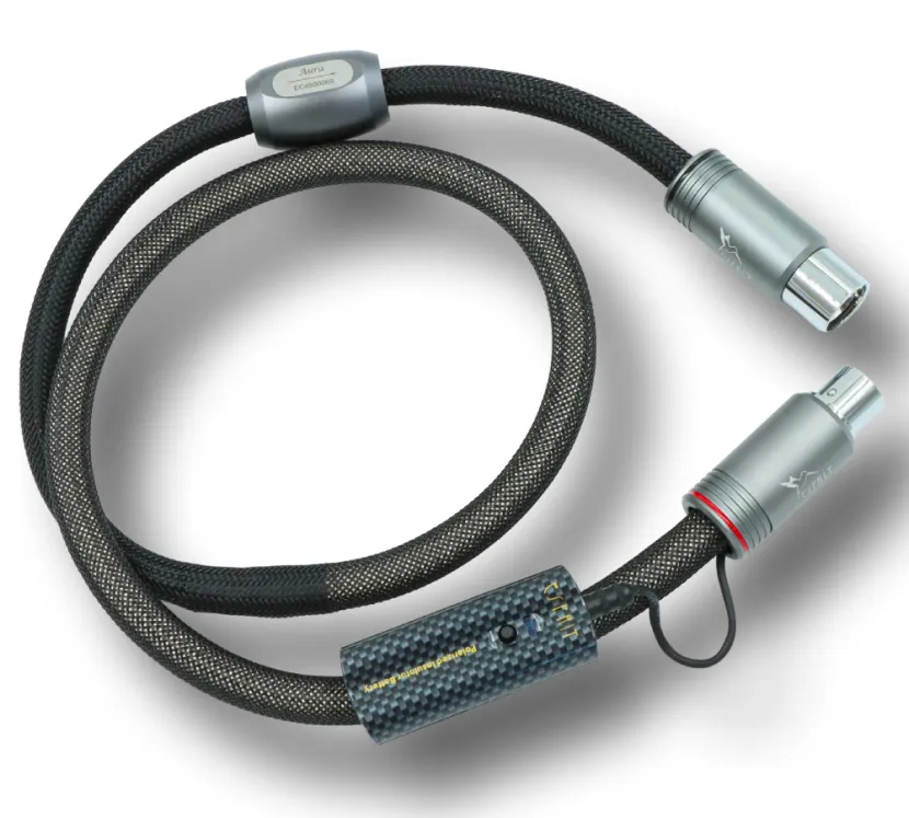 Esprit Aura X. Interkonekt audio 2xXLR (0.6m).