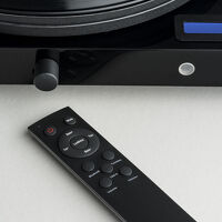 Pro-Ject Juke Box E (czerwony). Gramofon typu 