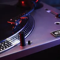 Vestlyd PRO T1 (srebrny). Gramofon z napędem bezpośrednim. - 12