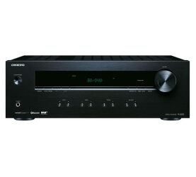 Onkyo TX-8220 (czarny). Amplituner stereo z Bluetooth i DAB.