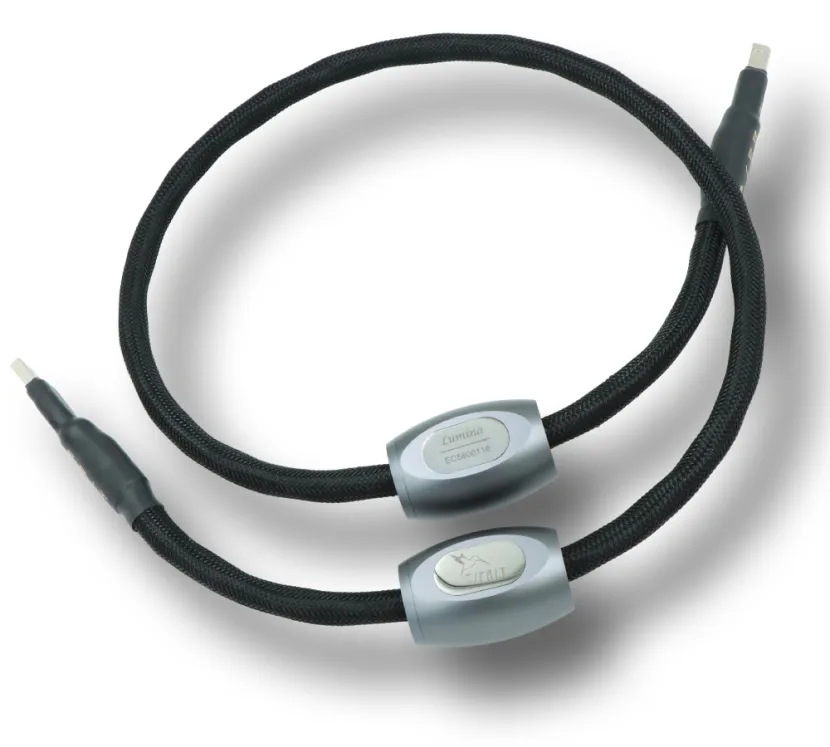 Esprit Lumina X. Przewód USB A-B (1.5m).