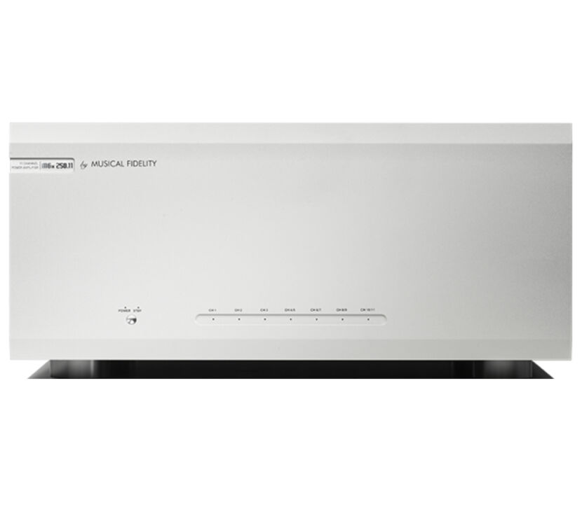 Musical Fidelity M6x 250.11 (srebrny). Wielokanałowa końcówka mocy.