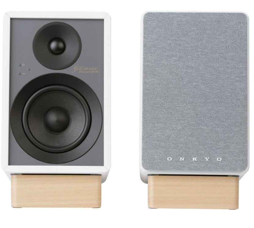 Onkyo Creator GX 10 DB (białe). Aktywne kolumny podstawkowe.