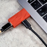 iFi Audio iDefender+. Reduktor szumów ze złącza USB (USB-A na USB-A). - 4