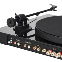 Pro-Ject Juke Box E (biały). Gramofon typu 