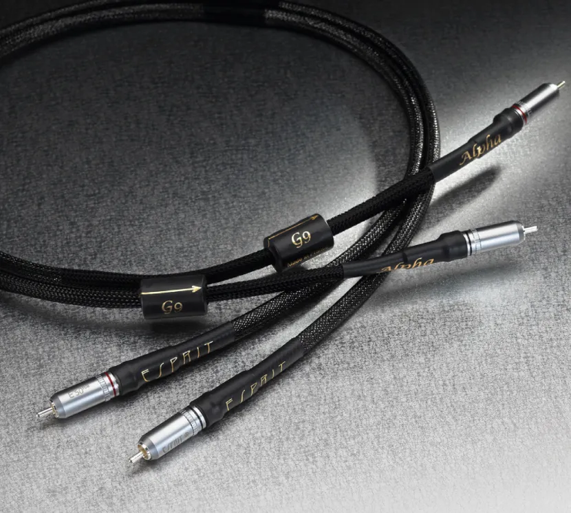 Esprit Alpha. Interkonekt audio 2xRCA (1,2m).
