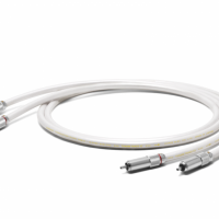 Oyaide TUNAMI TERZO V2 (1.3m). Interkonekt audio 2xRCA. - 2
