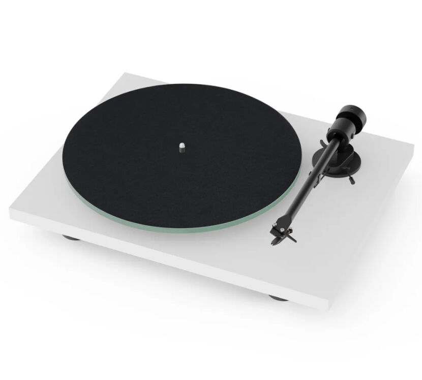 Pro-Ject T1 EVO Phono (biały). Gramofon manualny.